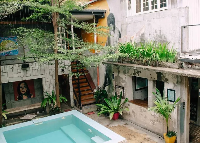 Eia By Dawata Boutique Stay, Yoga & Cafe * Cebu