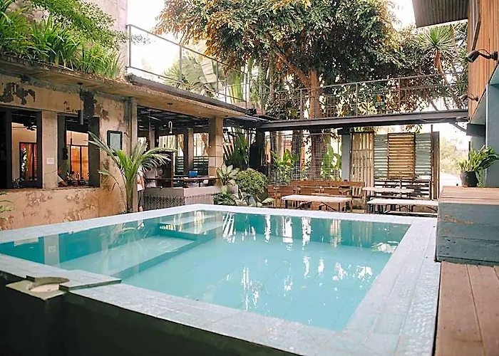 Eia By Dawata Boutique Stay, Yoga & Cafe * Cebu