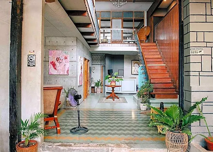 Eia By Dawata Boutique Stay, Yoga & Cafe * Cebu