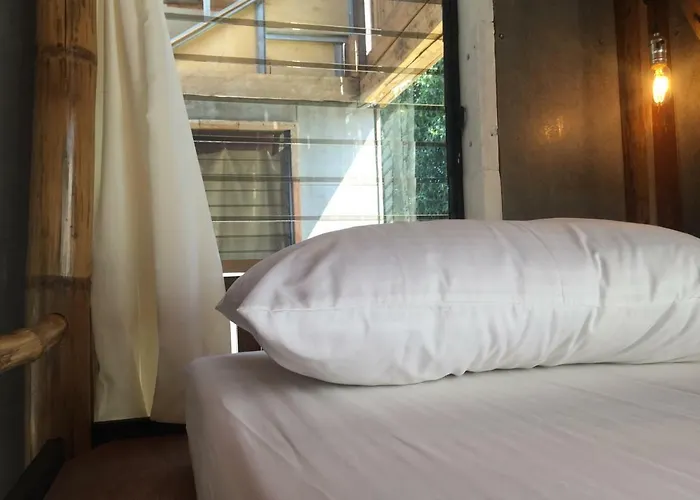 Eia By Dawata Boutique Stay, Yoga & Cafe Ostello Cebu