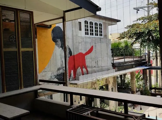 Eia By Dawata Boutique Stay, Yoga & Cafe Hostel *
