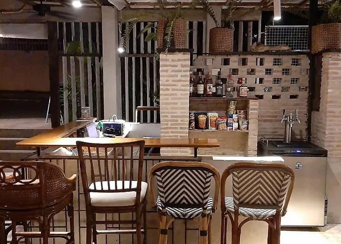 Eia By Dawata Boutique Stay, Yoga & Cafe Hostel *